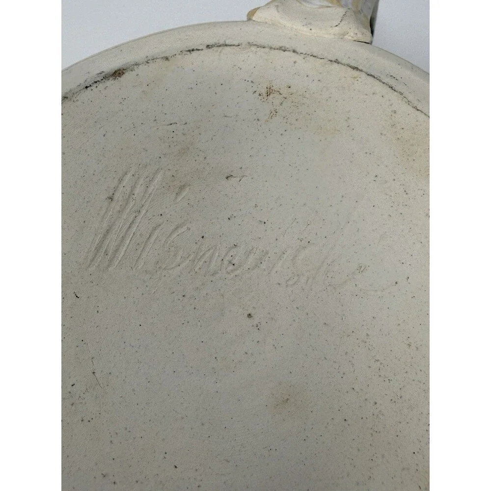 WISNEWSKI pour spout serving bowl Glaze Pottery